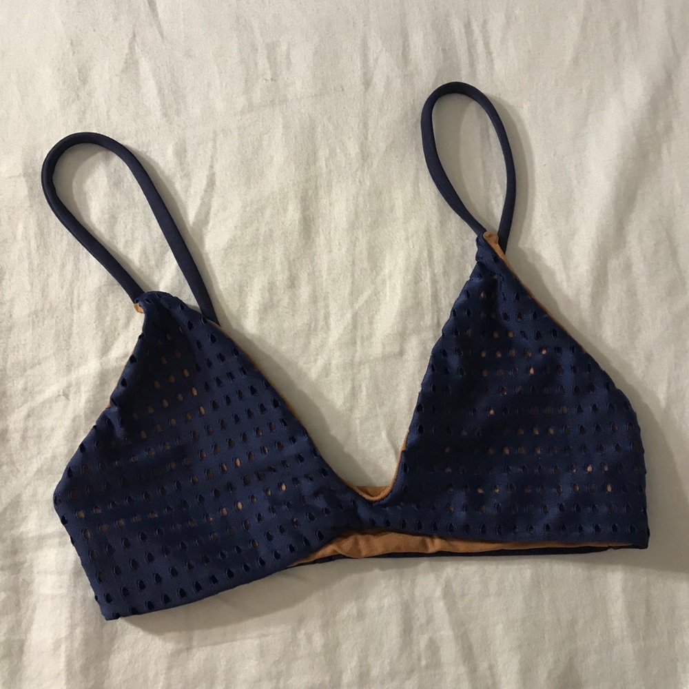 ❌Sold❌Acacia Ocean Na Pali Mesh Top
